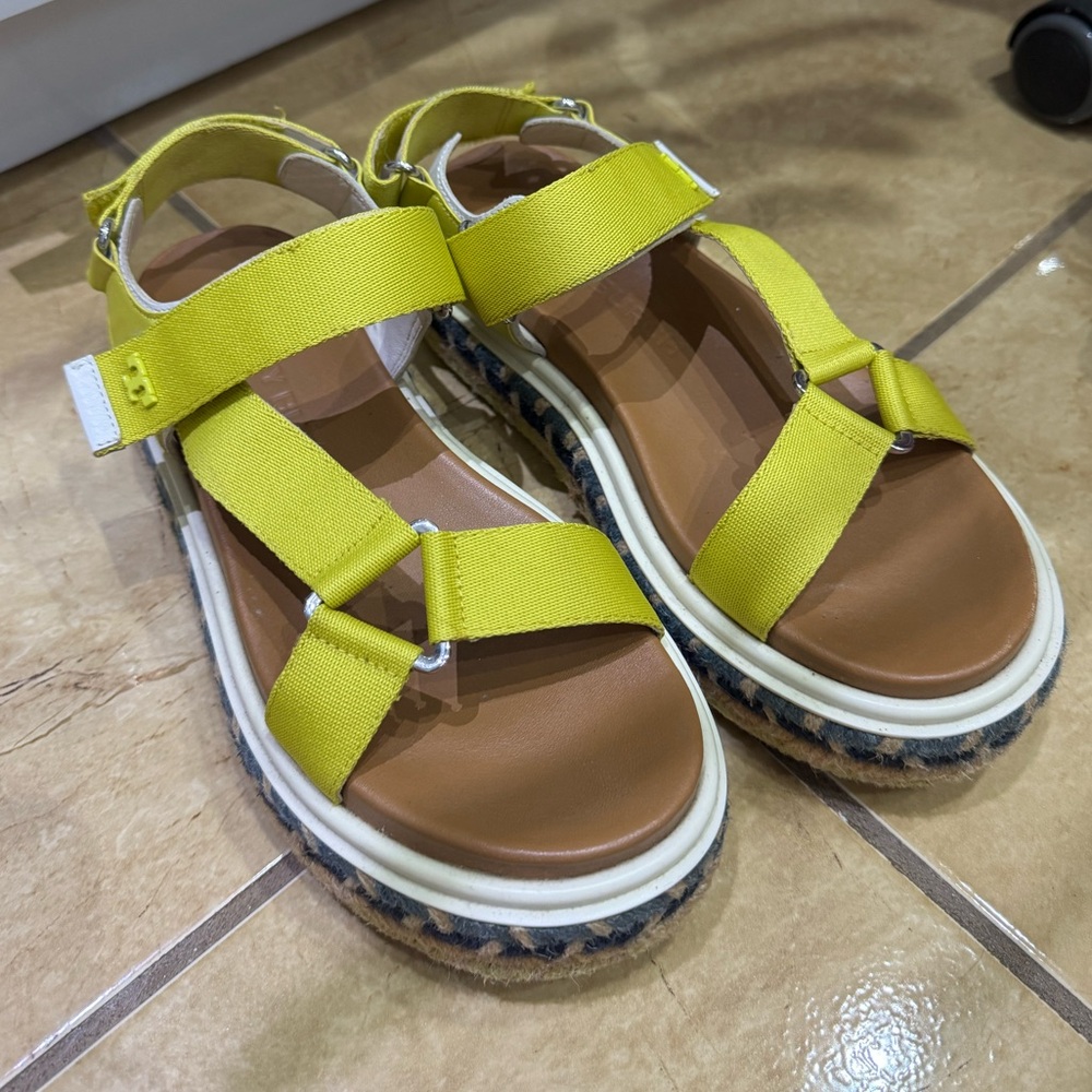 Tory Burch Sandals